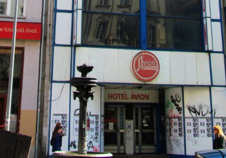 hotel-avion