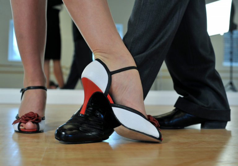 argentine-tango-2079964-1920