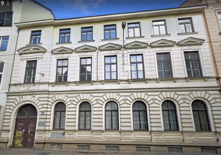 dum-hybesova16-google-maps