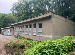 Budova sauny před rekonstrukcí