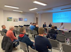 9 - pravidelné schůzky s občany k výstavbě KC Plovdivská