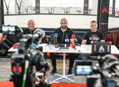 Procházka se chystá na zápas UFC s Američanem Rountreem