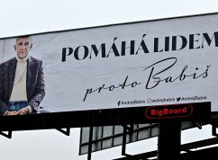 Babiš billboard SYRI