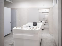 Kraj dnes převzal dokončenou stavbu Sanatoria Pálava v Pasohlávkách