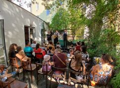 Divadlo DNO - letní pohádka na zahrádce před klubem