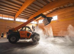V Blansku mají novou, velkokapacitní halu na sůl. Pojme přes 4 tisíce tun materiálu