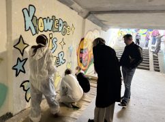 Podchod v Žabovřeskách se proměnil v galerii. Vyzdobili ho školáci ze ZŠ Jana Babáka
