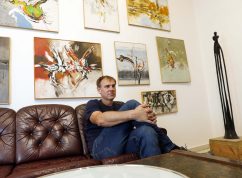 Michal Gratcl galerista