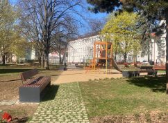 Stávající podoba parkové plochy (duben 2026)