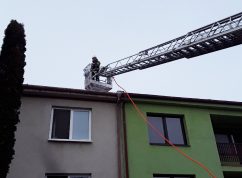 Požár Holasice5 hasiči HZS JMK