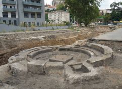 Točna Amerika Brno5 Archaia Brno