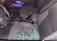 Značka v autě4 Policie ČR