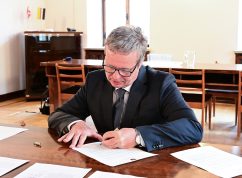 Na kašnu Parnas se vrátila socha Evropy, skrývá časovou schránku pro další generace