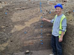 Archeologové pod budoucím JKC v Brně našli pozůstatky středověkých domů