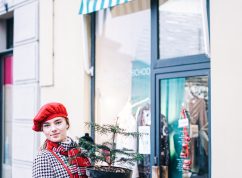 Vánoční stromek v květináči? Nadace je do brněnských domácností připravuje skoro třicet let