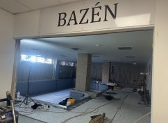 Pohled do právě rekonstruované části bazénu - ZŠ nám.Svornosti